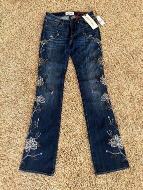 Driftwood Kelly Embroidered Floral New Women's Jeans, Size 25W, 33L